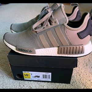 Adidas Originals NMD_R1, Olive Green, Size 10 1/2